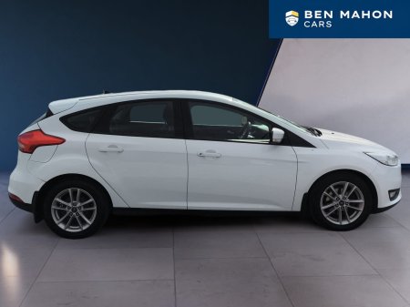 2017 Ford Focus - photo 6