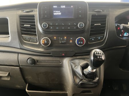 2022 Ford Transit - photo 5