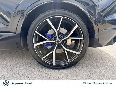 2025 Volkswagen Touareg - photo 8
