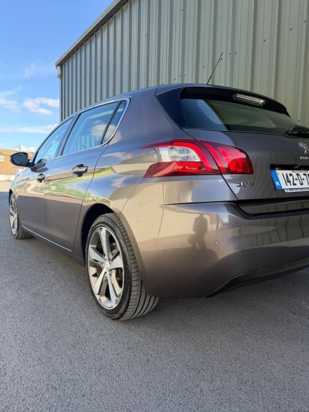 2014 Peugeot 308 - photo 17