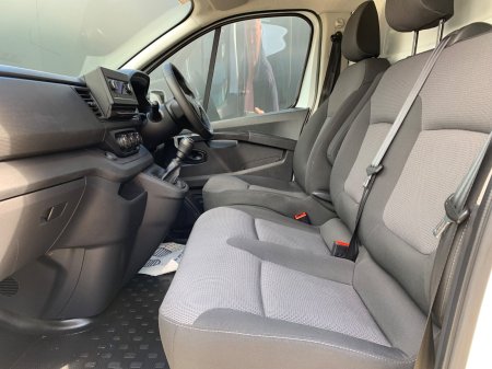 2023 Renault Trafic - photo 14