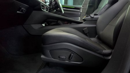 2024 Porsche Macan - photo 35