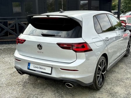 2024 Volkswagen Golf - photo 11
