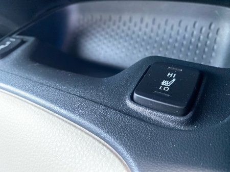 2020 Toyota Corolla - photo 14
