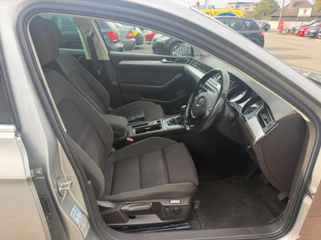 2015 Volkswagen Passat - photo 13
