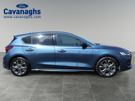 2023 Ford Focus - photo 5