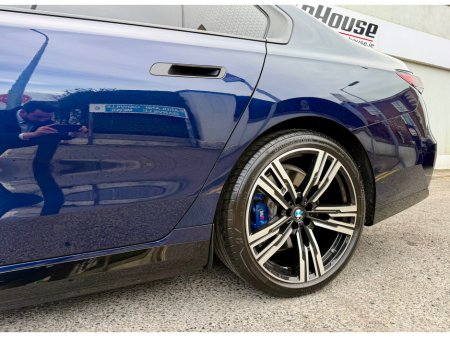 2023 BMW 7-Series - photo 8