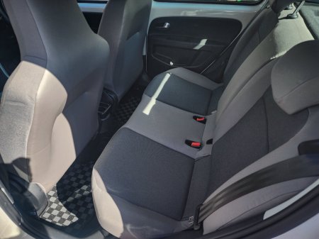 2015 Volkswagen up! - photo 30