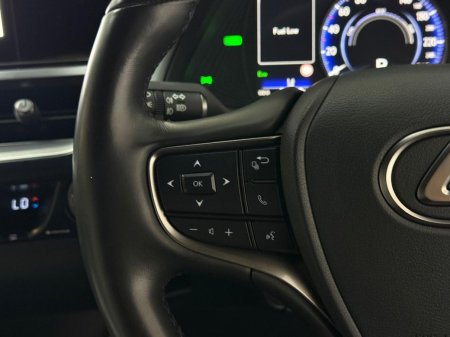 2023 Lexus UX - photo 18