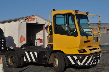 2009 Terberg YT180