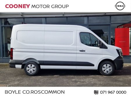2027 Nissan Interstar - photo 5