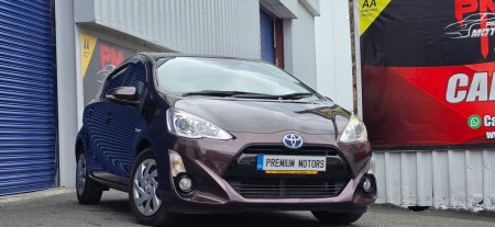 2015 Toyota Aqua - photo 2