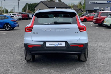 2025 Volvo XC40 - photo 5