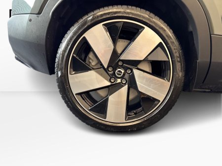2026 Volvo EX40 - photo 5