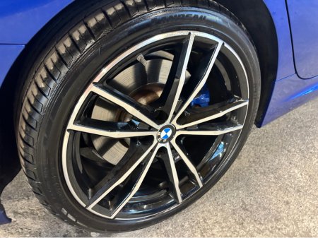 2021 BMW 3-Series - photo 9