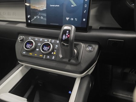 2024 Land Rover Defender - photo 13