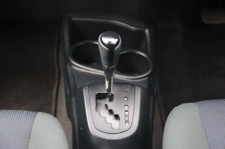 2016 Toyota Aqua - photo 24