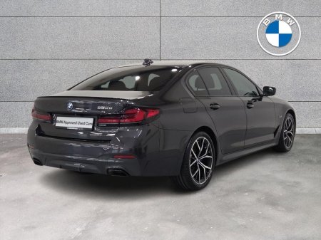 2022 BMW 5-Series - photo 24