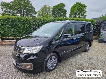 2012 Nissan Serena - photo 2