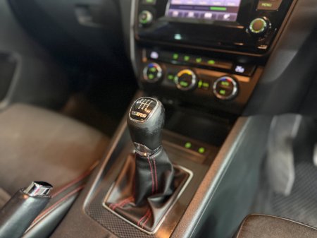 2015 Skoda Octavia - photo 28