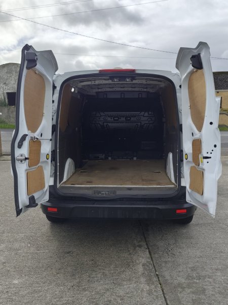 2020 Ford Transit - photo 10