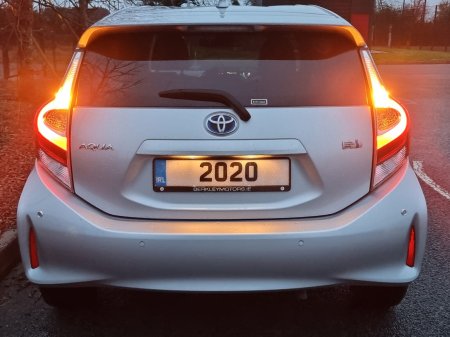 2020 Toyota Aqua - photo 6