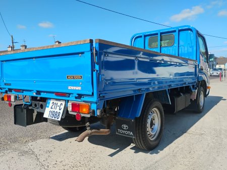 2021 Toyota Dyna - photo 2