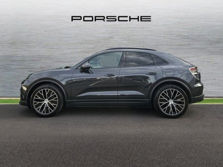2026 Porsche Macan - photo 3