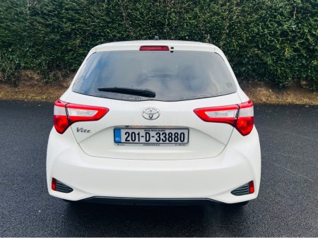 2020 Toyota Vitz - photo 7