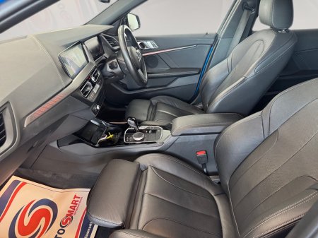 2023 BMW 1-Series - photo 17
