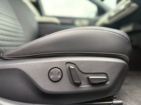 2027 Kia EV4 - photo 13