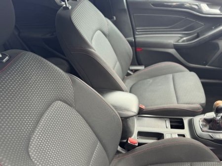 2019 Ford Focus - photo 9