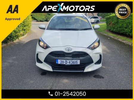 2021 Toyota Yaris - photo 2