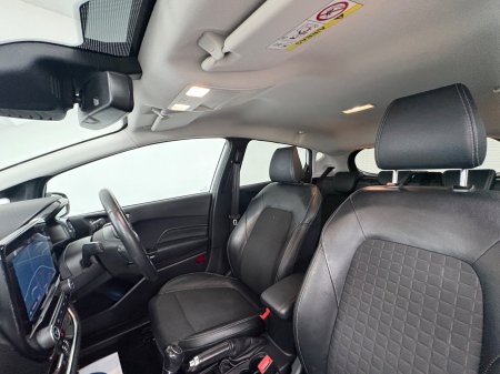 2020 Ford Fiesta - photo 4