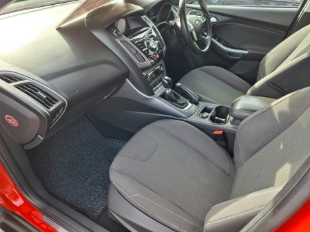 2014 Ford Focus - photo 14