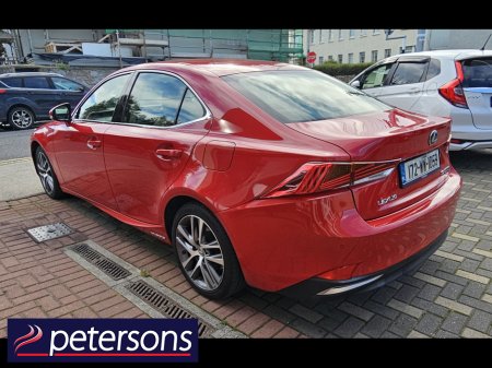 2017 Lexus IS - photo 6