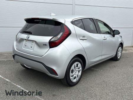 2022 Toyota Aqua - photo 2