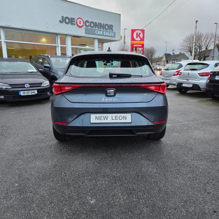 2025 SEAT Leon - photo 4