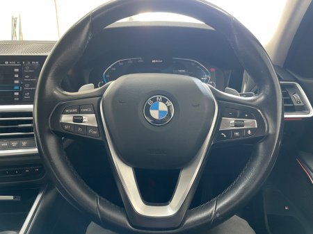 2021 BMW 3-Series - photo 11