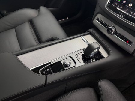 2024 Volvo XC90 - photo 32