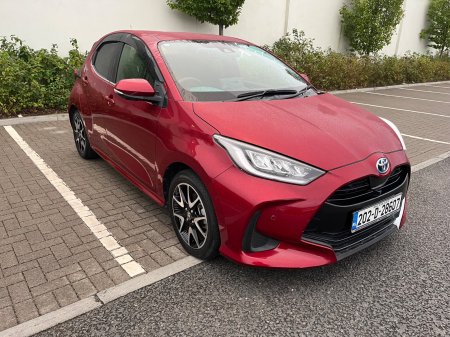 2020 Toyota Yaris Hybrid Aura