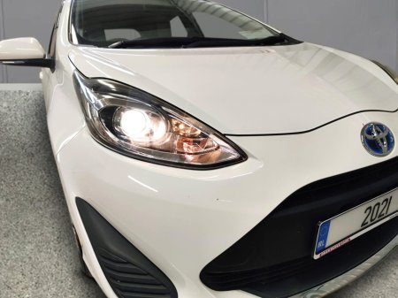 2021 Toyota Aqua - photo 4