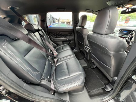 2018 Mitsubishi Outlander - photo 14