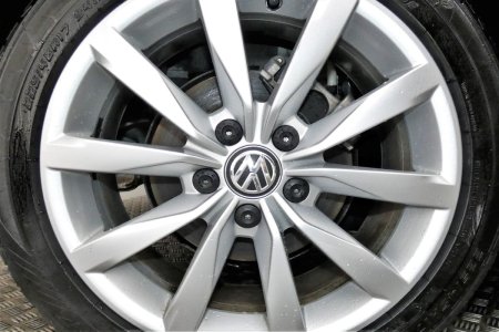 2019 Volkswagen Golf - photo 27