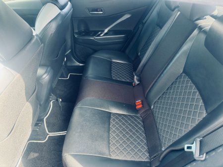 2019 Toyota C-HR - photo 17