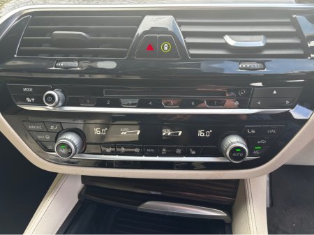 2019 BMW 5-Series - photo 20