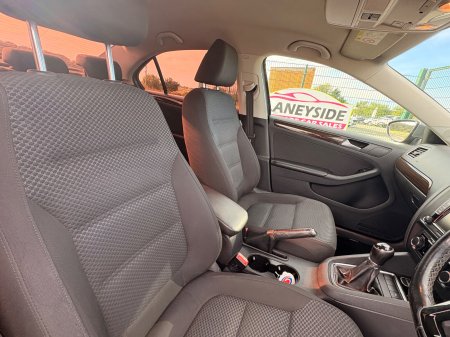 2015 Volkswagen Jetta - photo 11