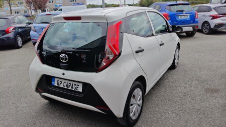 2020 Toyota Aygo - photo 11