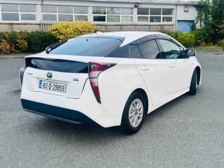 2018 Toyota Prius - photo 8