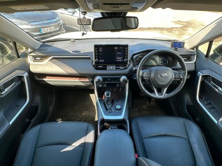 2021 Toyota RAV4 - photo 9